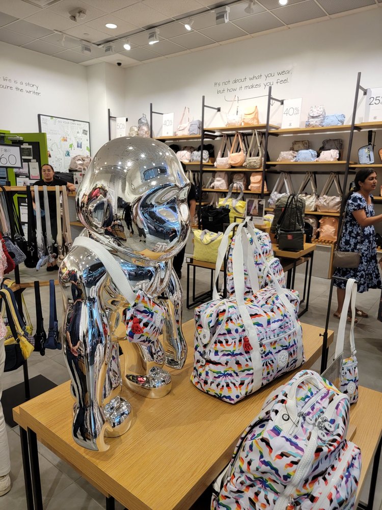 KIPLING Updated August 2024 651 Kapkowski Rd, Elizabeth, New Jersey