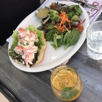 Beach Plum Kitchen - New England Lobster Roll - New American Near Me - Carlsbad, California