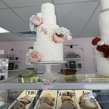 Amy Cakes - Desserts Near Me - Cheshire, Connecticut