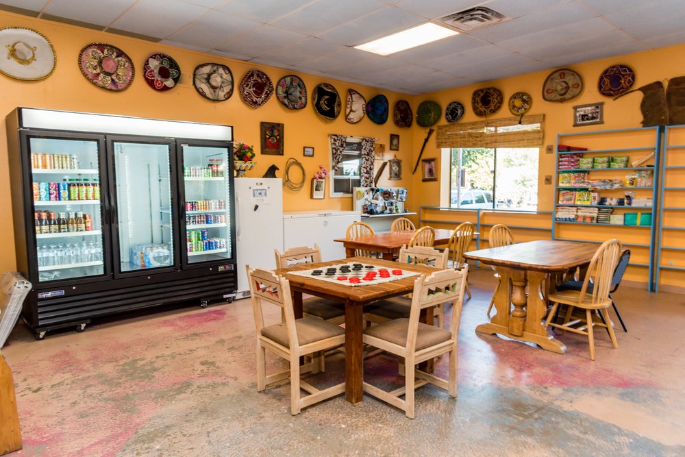 Kiva RV Park & Horse Motel - equestrian in Bosque, NM