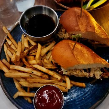 Eureka! - Slow braised pulled pork sandwich - American Near Me - Fresno, California