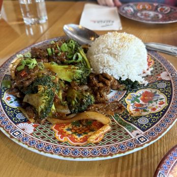 Empire Chinese Kitchen - Mongolian beef - Dim Sum Near Me - Portland, Maine Empire Chinese Kitchen - Mongolian beef - Dim Sum Near Me - Portland, Maine
