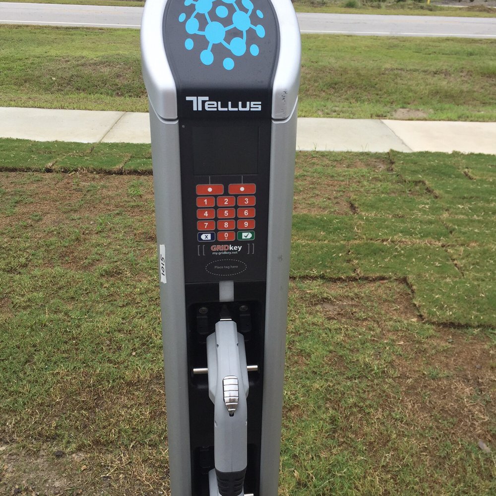 Courtyard by Marriott Jacksonville - Electric vehicle chargers - Hotels Near Me - Jacksonville, North Carolina Courtyard by Marriott Jacksonville - Electric vehicle chargers - Hotels Near Me - Jacksonville, North Carolina