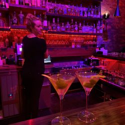 Dirty gin Martini