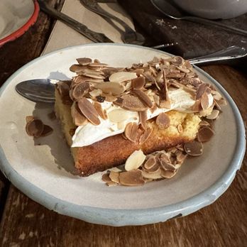 Pum Pum Café - Coffee & Tea Near Me - Madrid, M