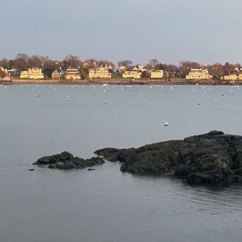 The Barnacle Restaurant - Rainbow - Seafood Near Me - Marblehead, Massachusetts