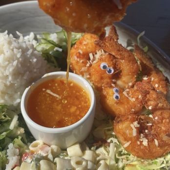 Duke's La Jolla - Coconut Shrimp Plate Lunch - New American Near Me - La Jolla, California