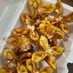 Hee Lok - 7. Eight Crab Wontons