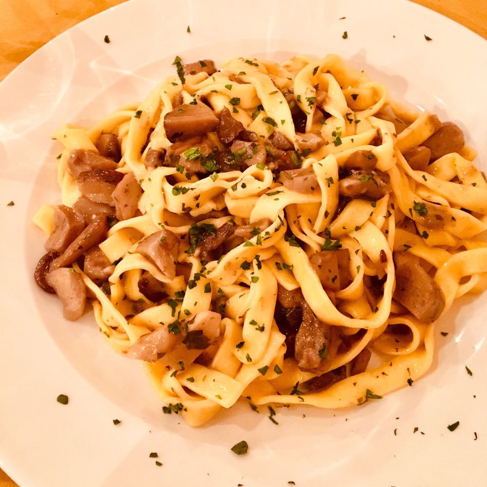 Terra di Siena - Pasta with mushrooms - Tuscan Near Me - Rome, RM Terra di Siena - Pasta with mushrooms - Tuscan Near Me - Rome, RM