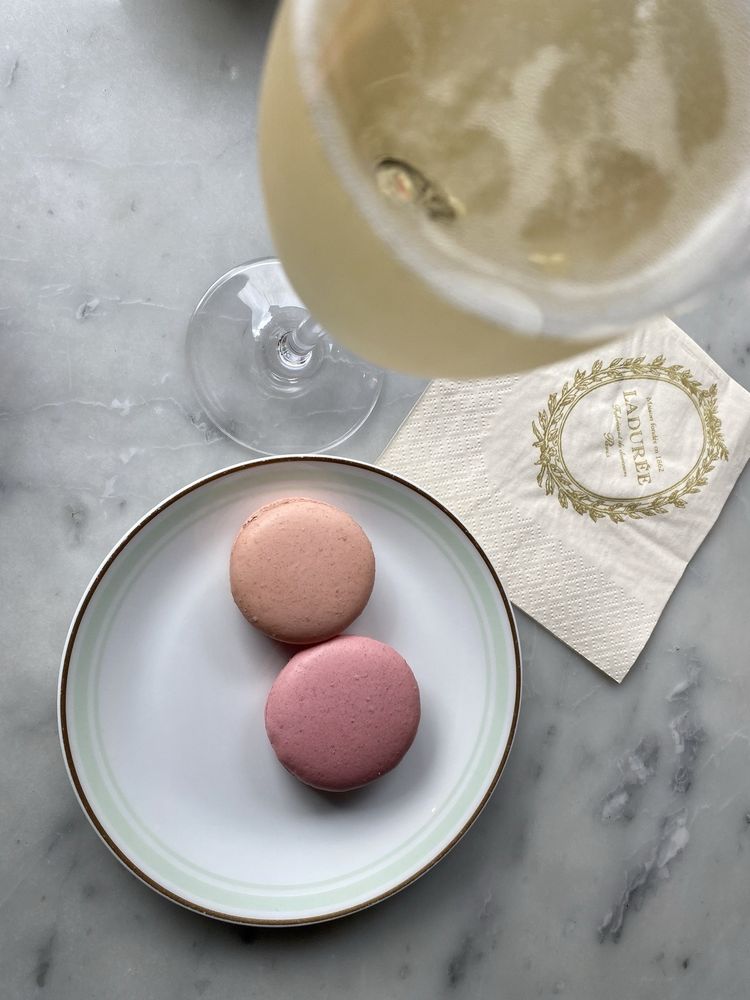 LADUREE Salon de the Ginza MITSUKOSHI