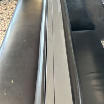 Steak ’n Shake - a close up of a bench - Burgers Near Me - Tampa, Florida Steak ’n Shake - a close up of a bench - Burgers Near Me - Tampa, Florida