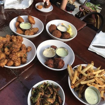 Sutton's - Happy Hour Foods - American Near Me - Philadelphia, Pennsylvania Sutton's - Happy Hour Foods - American Near Me - Philadelphia, Pennsylvania