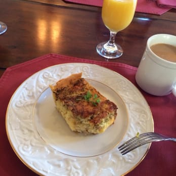 The Canyon Villa - Italian Susage, Leek & Artichoke Quiche - Bed & Breakfast Near Me - Paso Robles, California The Canyon Villa - Italian Susage, Leek & Artichoke Quiche - Bed & Breakfast Near Me - Paso Robles, California