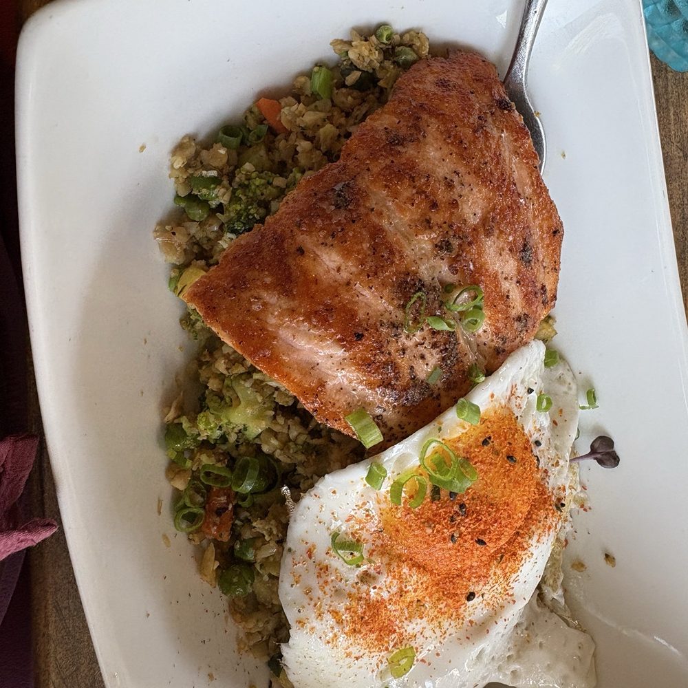 Lovers Seafood And Market - Stir Fried Cauliflower Rice with 3 oz Salmon - Seafood Near Me - Dallas, Texas Lovers Seafood And Market - Stir Fried Cauliflower Rice with 3 oz Salmon - Seafood Near Me - Dallas, Texas
