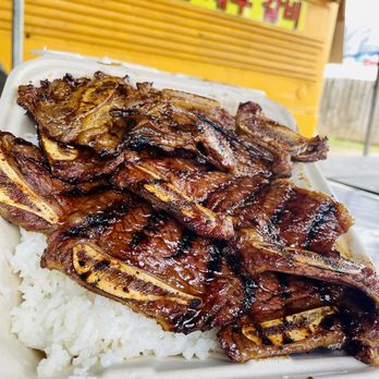 Kalbi On Fire - Kalbi plate ... yummmmm - Food Trucks Near Me - Kahuku, Hawaii