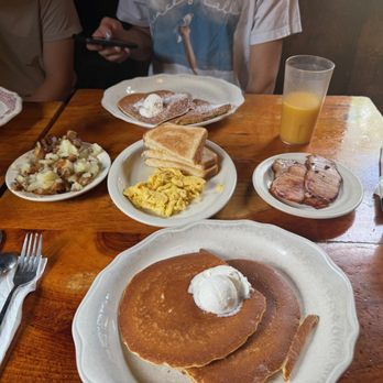 Maple Sugar & Vermont Spice - that scoop of butter rivals an IHOP amount of butter per pancake - Specialty Food Near Me - Mendon, Vermont