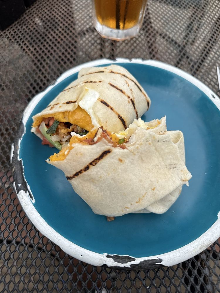 Spoonbill Watering Hole & Restaurant