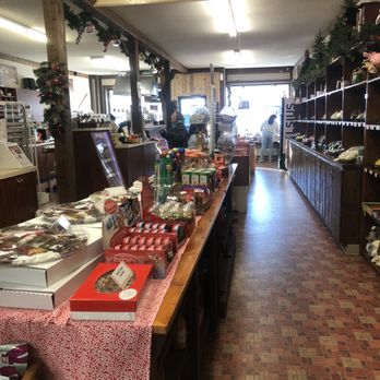 Aunt Belle's Confectionaries - Inside - Candy Stores Near Me - Park Rapids, Minnesota Aunt Belle's Confectionaries - Inside - Candy Stores Near Me - Park Rapids, Minnesota