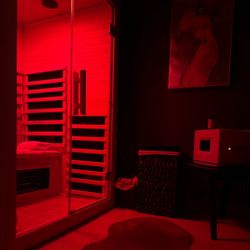 NuWave Spa - Himalayan salt infrared sauna.