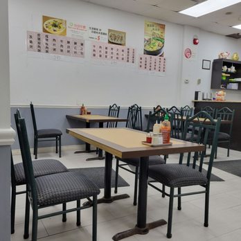 Tasty House - a restaurant with tables and chairs - Chinese Near Me - Scarborough, Ontario Tasty House - a restaurant with tables and chairs - Chinese Near Me - Scarborough, Ontario
