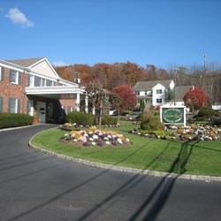 Vander May Wayne Colonial Funeral Home - 567 Ratzer Rd., Wayne, NJ