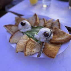 Hellas Restaurant - Skordalia