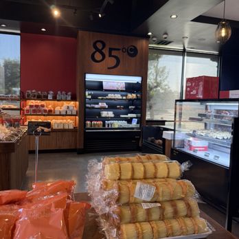 85°C Bakery Cafe-Brea - Bakeries Near Me - Brea, California