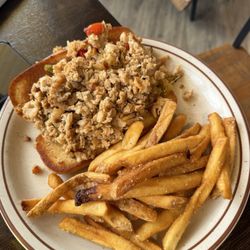 Two Dog Flats Grill - Chicken cheesesteak with fries