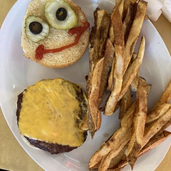 Twede's Cafe - Kids burger - American Near Me - North Bend, Washington Twede's Cafe - Kids burger - American Near Me - North Bend, Washington