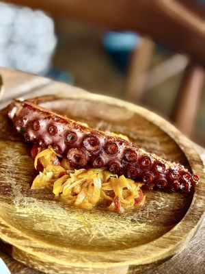 Barcelona Wine Bar by null