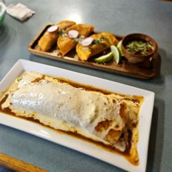 Las Perlas Mexican Restaurant - Birria Tacos & Burrito Loco