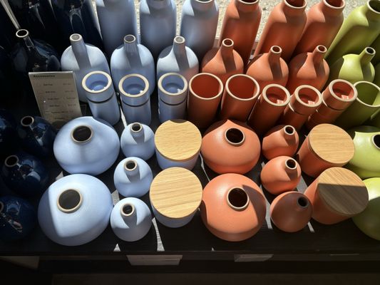 Heath Ceramics by null