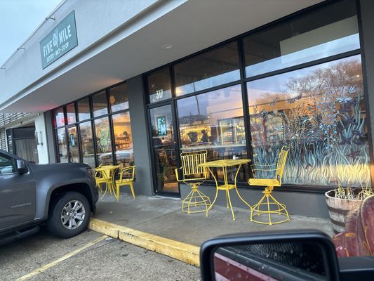 Five Mile Eatery by null