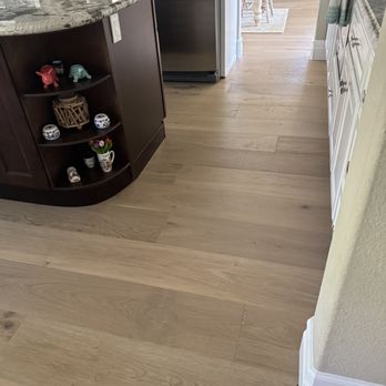DM Flooring - Kitchen flooring. - Flooring Near Me - Mission Viejo, California DM Flooring - Kitchen flooring. - Flooring Near Me - Mission Viejo, California