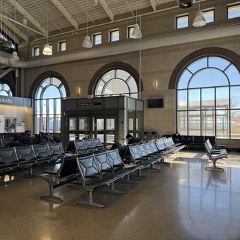 Amtrak - Train Stations Near Me - Dearborn, Michigan Amtrak - Train Stations Near Me - Dearborn, Michigan