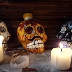 Mexico Hamilton - Some evening decor