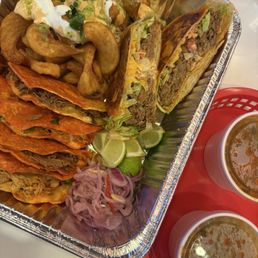 FIESTA BOX - for 2** FIESTA BOX - for 2**