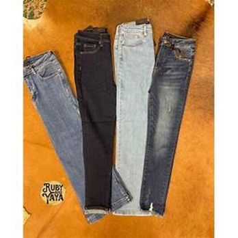 Ruby and Yaya - Women's Clothing Near Me - El Campo, Texas Ruby and Yaya - Women's Clothing Near Me - El Campo, Texas