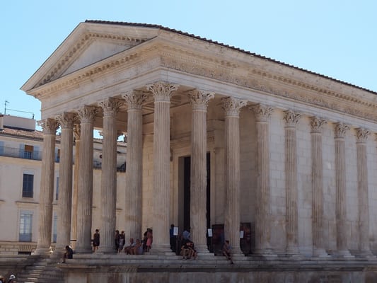 Maison Carrée by null