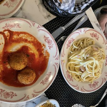 Carbonara - Italian Near Me - Arlington, Virginia