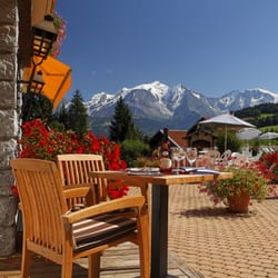 Le Chamois d'Or - Déjeuner face au Mont-Blanc