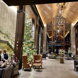 The Lodge at Edgewood Tahoe - Main lobby w hot chocolate bar
