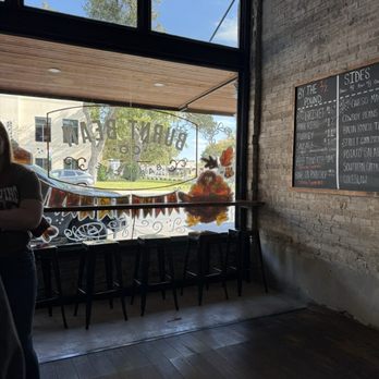 Burnt Bean- Seguin - Barbeque Near Me - Seguin, Texas