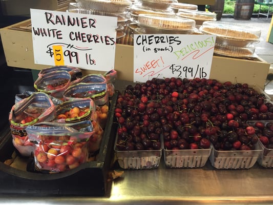 Farmers market in Kirkwood by null