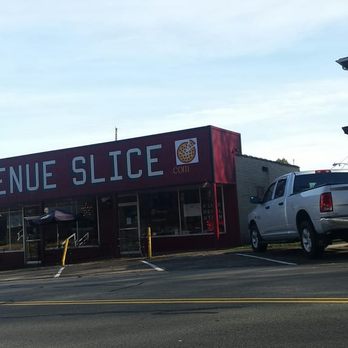 Center Avenue Slice - I center a valentine - Pizza Near Me - Pittsburgh, Pennsylvania