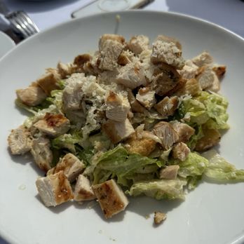 Boccaccio's Restaurant - Chicken Caesar salad, my favorite! Lots of tender, juicy chicken - Italian Near Me - Westlake Village, California Boccaccio's Restaurant - Chicken Caesar salad, my favorite! Lots of tender, juicy chicken - Italian Near Me - Westlake Village, California