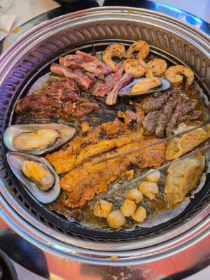 Shu Hot Pot & Korean BBQ KTV by null
