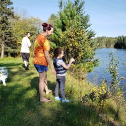Michi-Aho Resort - Teach the kids to fish.