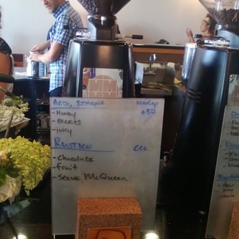 Houndstooth Coffee - Coffee & Tea Near Me - Austin, Texas