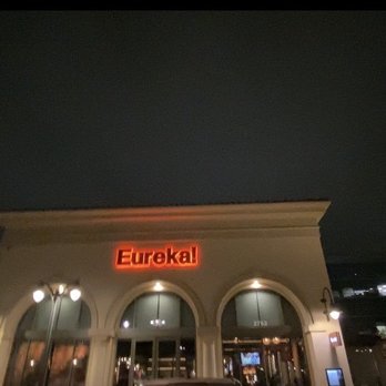 Eureka - Night outside view - American Near Me - Santa Clara, California Eureka - Night outside view - American Near Me - Santa Clara, California